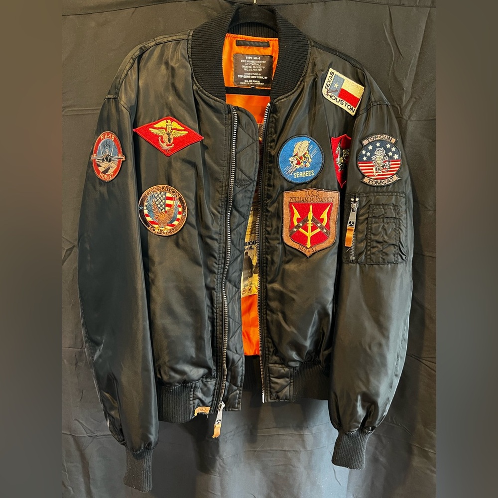 Pre loved Bomber Jacket Size XL